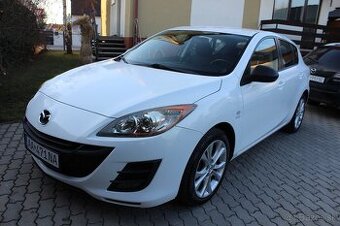 • MAZDA 3 1.6i, 77 kW, benzín, 5-st. manuál, r.v. 2009 •