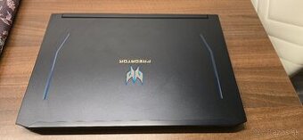 ACER Predator Helios 300 - 1