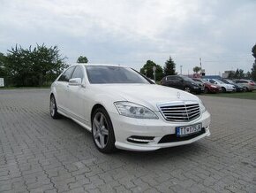 Mercedes-Benz S