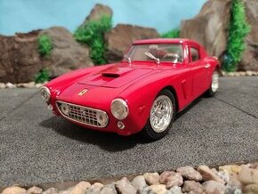 prodám model 1:18 ferrari 250GTO berlinetta