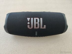 JBL Charge 5 výkonný bluetooth reproduktor ako nový.