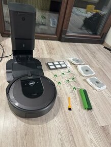 Predám robotický vysávač Roomba i7+ s dokovacou stanicou