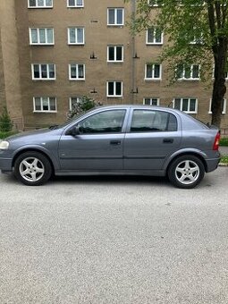 Opel Astra 1.4 benzín