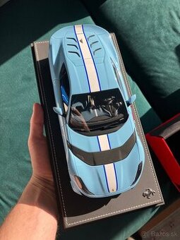 Ferrari 812 Competizione 1/18 BBR