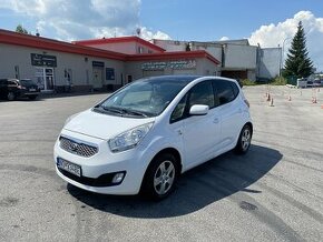 Kia Venga 1.4i - 1