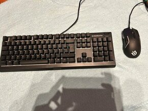 Steelseries apex 3 a rival 5