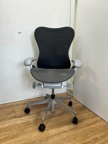 Herman Miller Mirra 2 (Butterfly) - 1