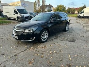 Opel Insignia Sports Tourer - 1