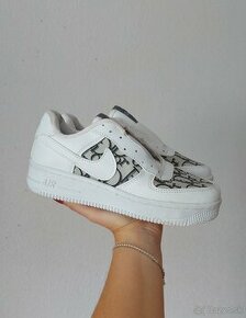 Nike Air Force 1 Dior - 1