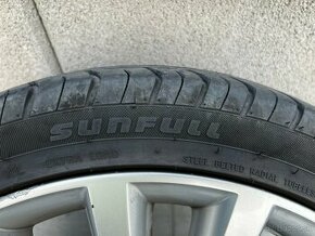 Sunfull SF-888 235/40 R19 96W XL - 1