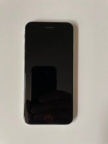 Krásny Iphone SE 2020 64GB 88 percent