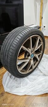 5x114.3 R18 Alutec + pneu+tmps