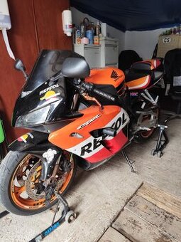 HONDA CBR1000rr REPSOL