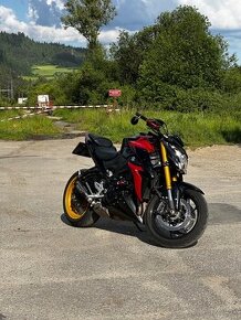 Suzuki GSX-S1000