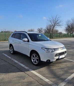 Mitsubishi Outlander 2.2 DI-D 4WD