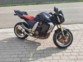 kawasaki z1000 - 1