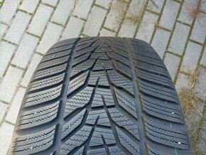 Zimné pneu Hankook Winter Icept Evo 245/35 R20 XL