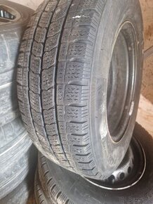 Goodyear 215/65/r15c zimné pneumatiky