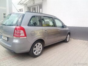 Opel Zafira B 7miestne 1.7 81kw je 2009