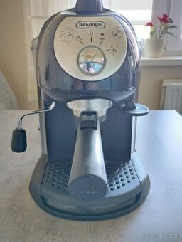 Kávovar DeLonghi