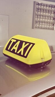 BOLT UBER Vodič taxi prenájom vozidla