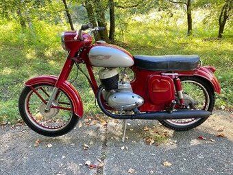 Jawa 250 Sport .