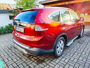 Honda CR-V 2.0 i-VTEC (114 kw ) , pohon  4 x 4 , r.v. 2013