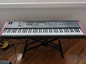 Yamaha MOXF8 - Workstation syntetizér