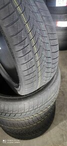 Zimné pneumatiky 235/40 R19