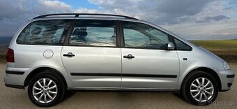 Volkswagen Sharan 1.9 TDI, 85 kW, 2/2010, 7 miestne