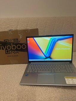 Asus Vivobook E1504GA-BQ246W