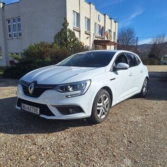 Renault Megane hatchback - 1