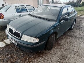 Škoda octavia classic 1.6i rok: 2000 stk+ek 2026 zimne pneu