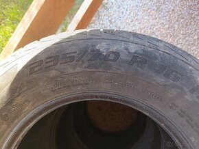 235/70 R16