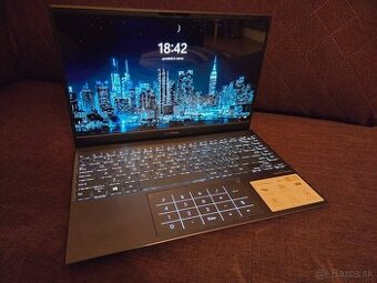 ASUS ZenBook 13 OLED