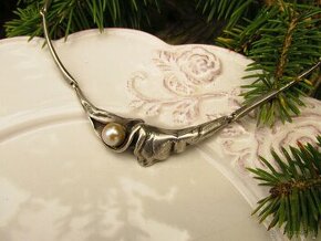Starý dámsky strieborný náhrdelník s perličkou, Ag 925