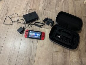 Nintendo switch + 256GB karta