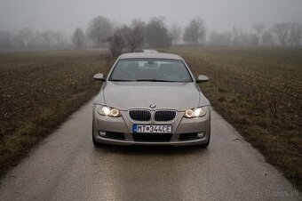 BMW E92 330i