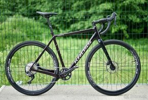 Kross Esker 7.0 karbónový gravel