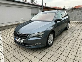 Prenajom Skoda Superb 3 automat Tazne - 1