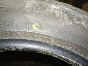 Pneu 205/55 r16 - 1