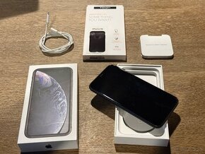 Predám Apple iPhone XR 64GB Black Malé známky opotrebovania