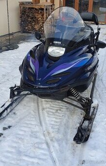 Snežné skútre Yamaha Venture, Artic cat Panther