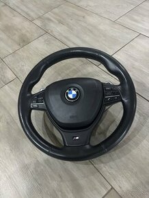 BMW volant