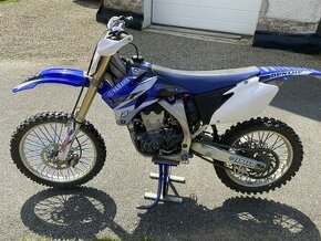 Yamaha yzf 450 - 1