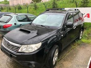 Rozpredám subaru forester 2.0 diesel boxer 108kw 2010