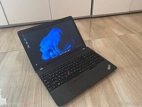 15.6"/Lenovo Notebook/i3-5005/8GB RAM/256GB SSD/Grafika 2GB