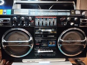 Lasonic boombox.