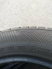 Continental 225/55 R17 97H zimné pneumatiky - 1