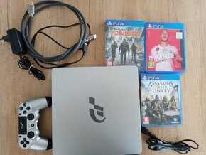 PS4 Slim 1TB HDD GT Edition + 9 hier